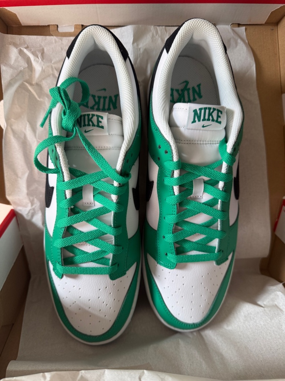 Nike Dunk Low Celtics Low-Top Sneakers in Green, White & Black - Picture 3 of 14